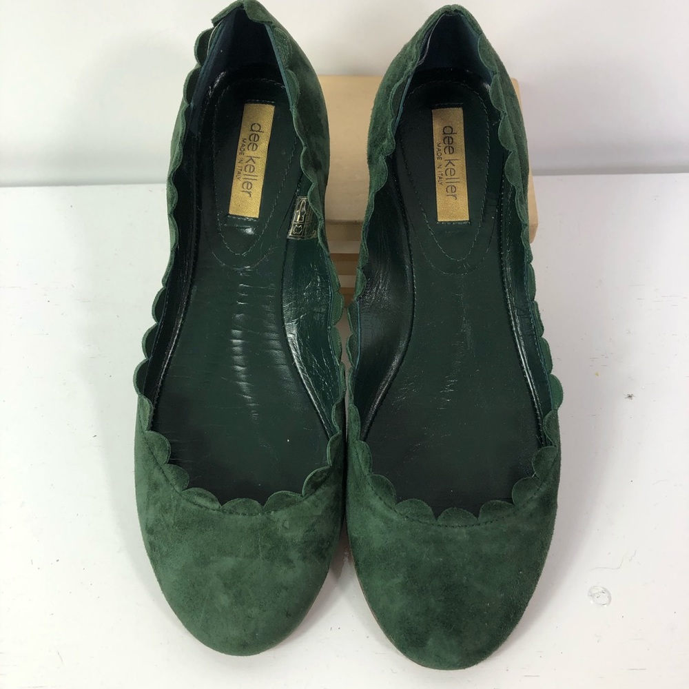 Dee Keller Selma green suede scalloped flats 38 8M